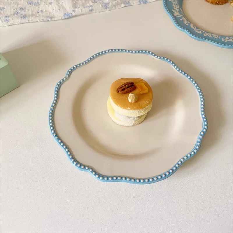 Assiette de dessert en dentelle française | Élégance